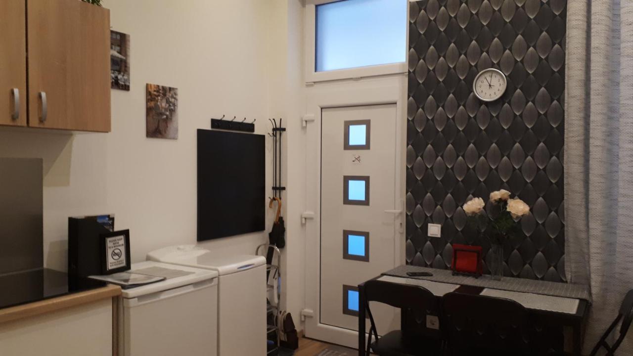 M&M Apartment Budapest House Eksteriør bilde
